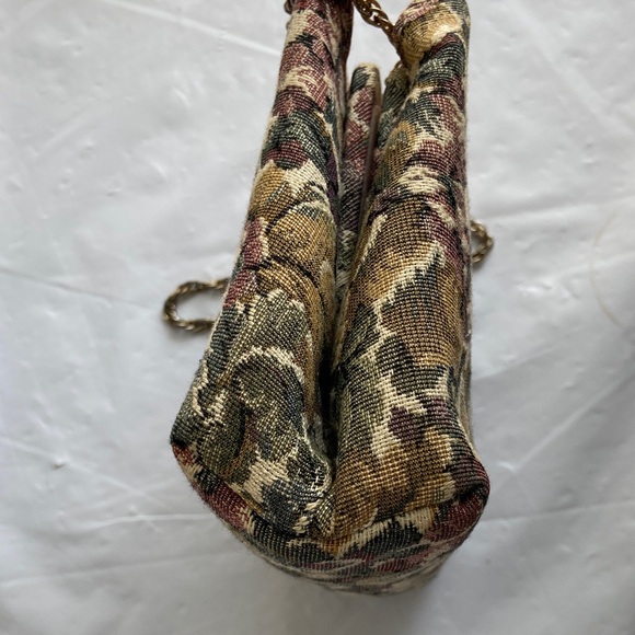 VNTG HL Floral Tapestry Chain Strap Bag made in USA - Picture 4 of 8